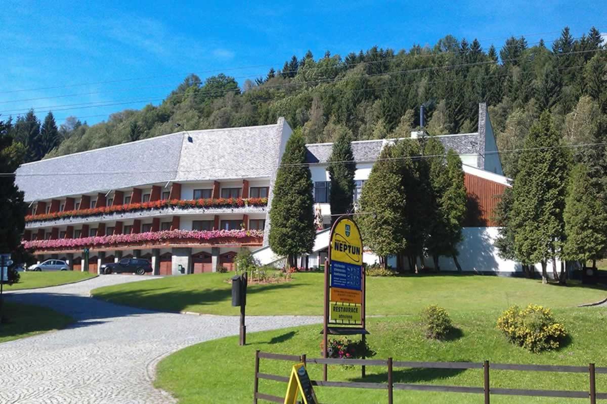 Horsky Hotel Neptun Malá Morávka Eksteriør billede